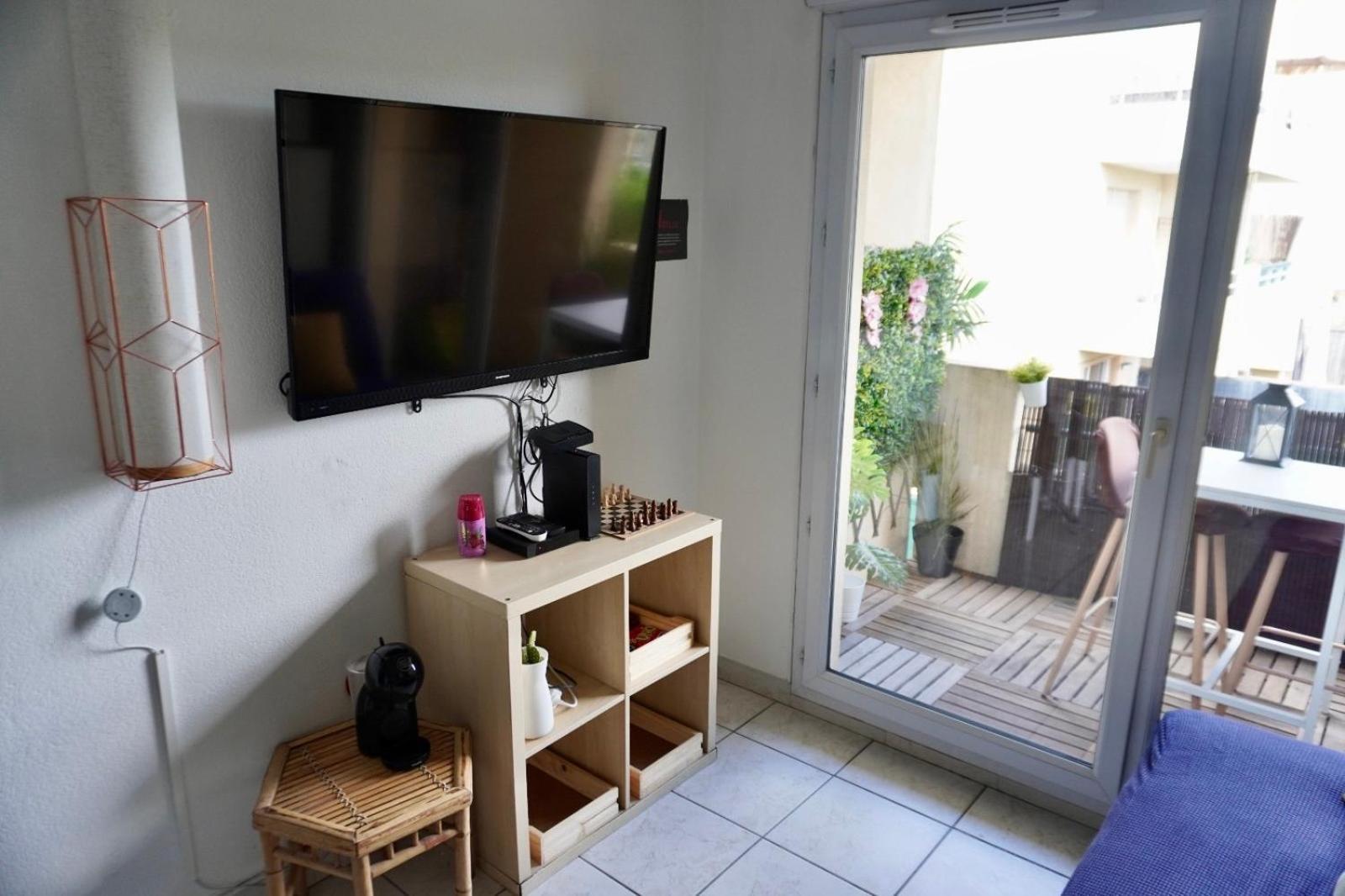 T2 Lumineux Et Piscine Apartment มงต์เปอลิเยร์ ภายนอก รูปภาพ
