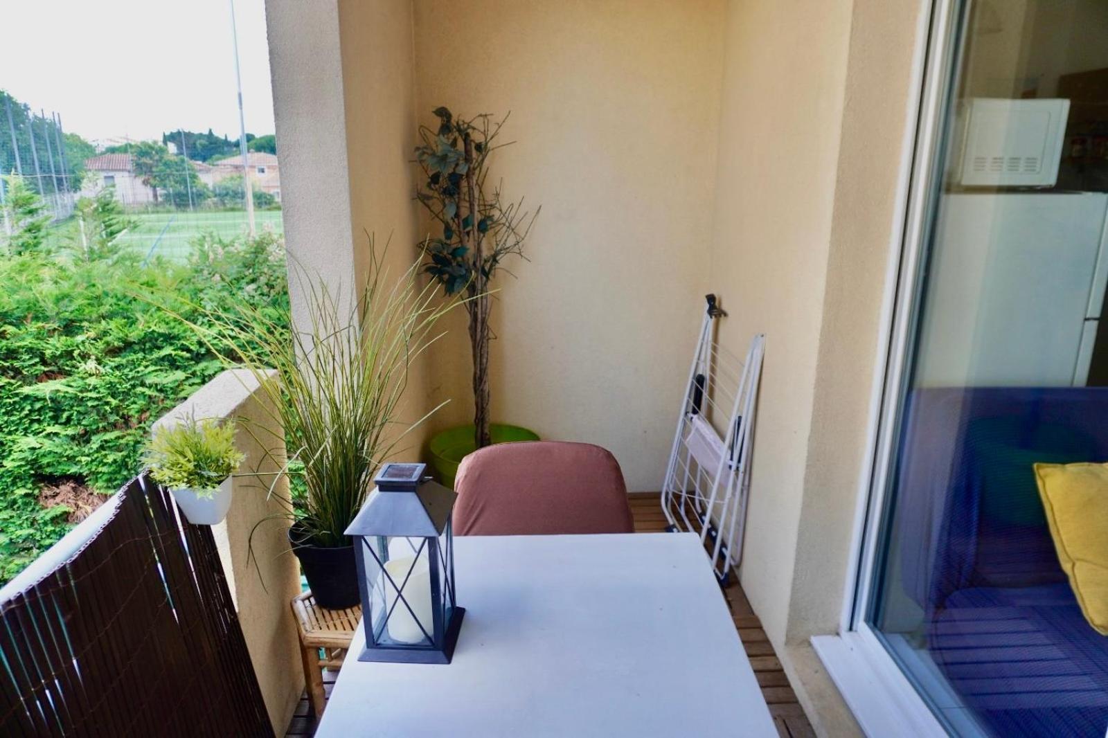 T2 Lumineux Et Piscine Apartment มงต์เปอลิเยร์ ภายนอก รูปภาพ